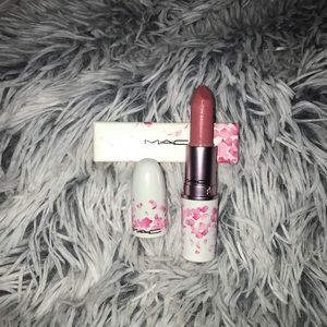 MAC boom boom bloom lipstick - hi-fructease